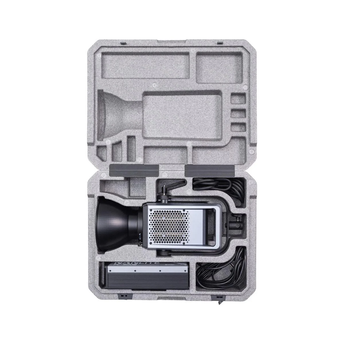 Nanlite FC-500C Full Colour RGB LED spotlight - Image 6